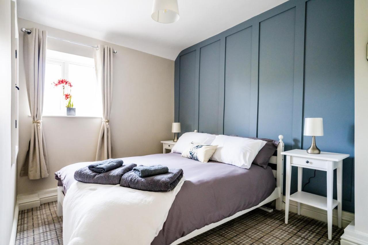 Laurel Cottage Burton  ภายนอก รูปภาพ